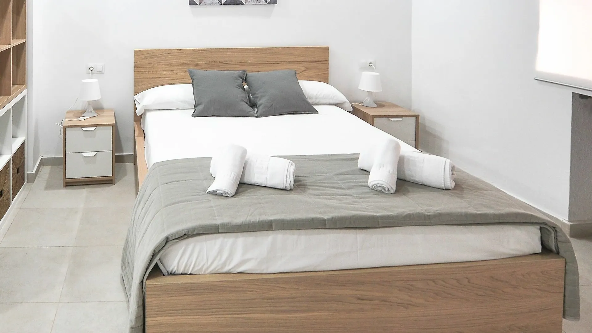 Renthas Carreteria 70 II Apartment Malaga