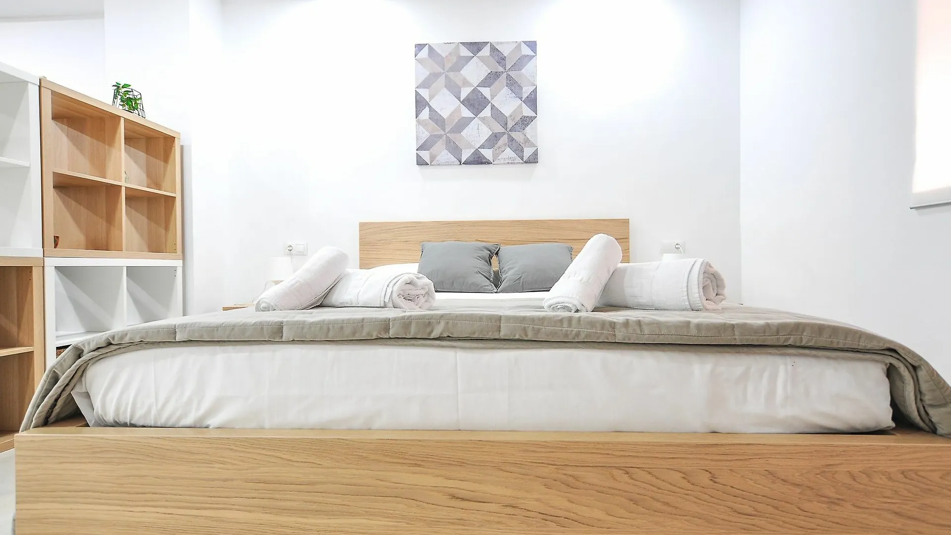 Renthas Carreteria 70 II Apartment Malaga