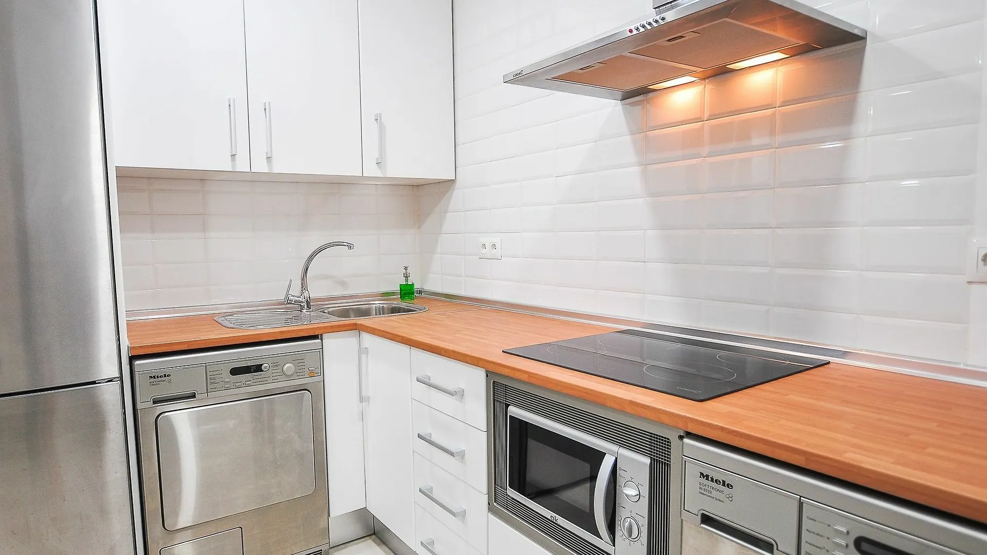 Renthas Carreteria 70 II Apartment Malaga 0*,